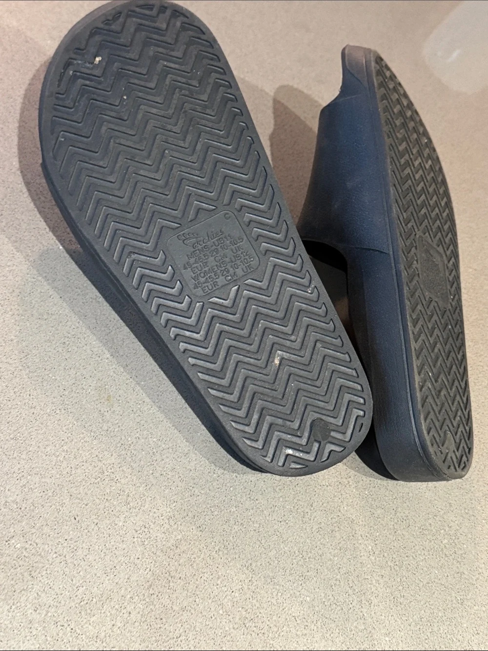 Archie’s Men's Black Slide Sandals Size 10-10.5